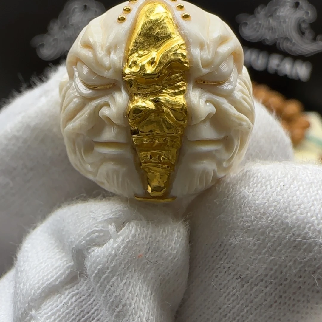 猴头核桃吊坠裂变镶嵌24k