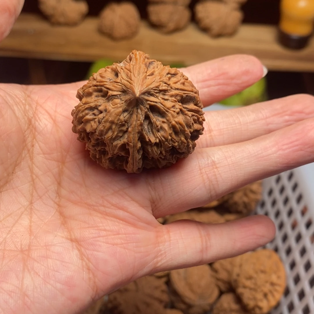 鱼***生把件文玩核桃文玩