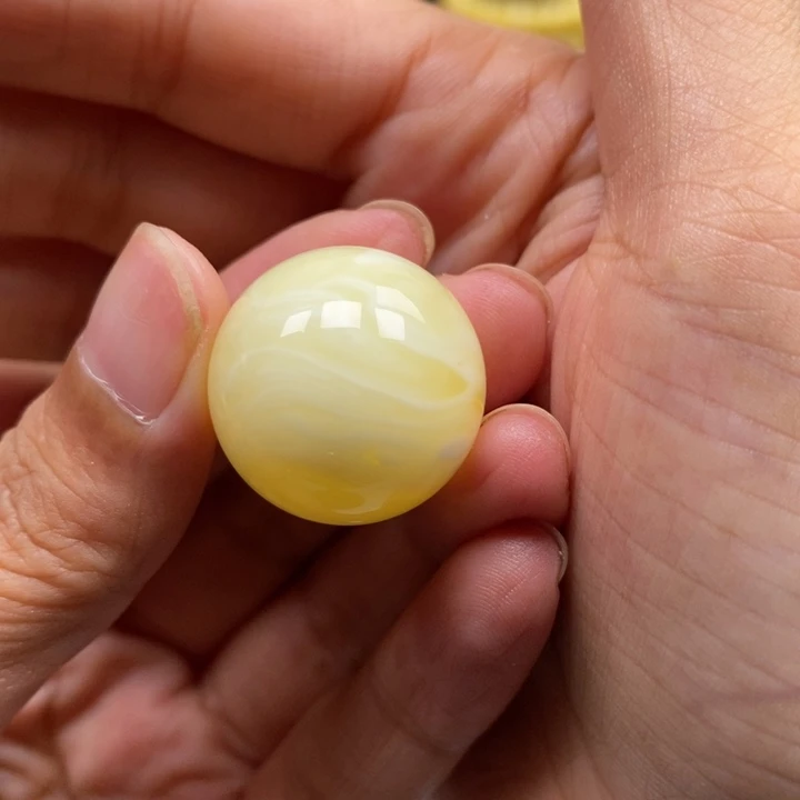 琥珀未镶嵌裸石蜜蜡