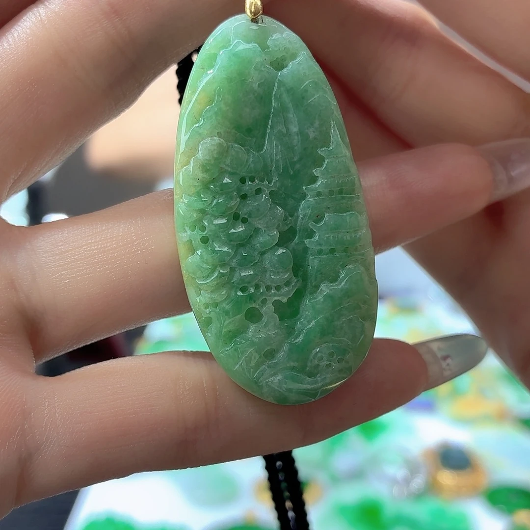 翡翠未镶嵌颈饰翡翠