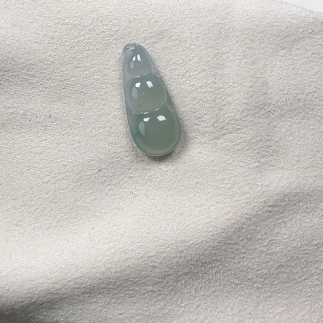 颈饰未镶嵌翡翠豆子