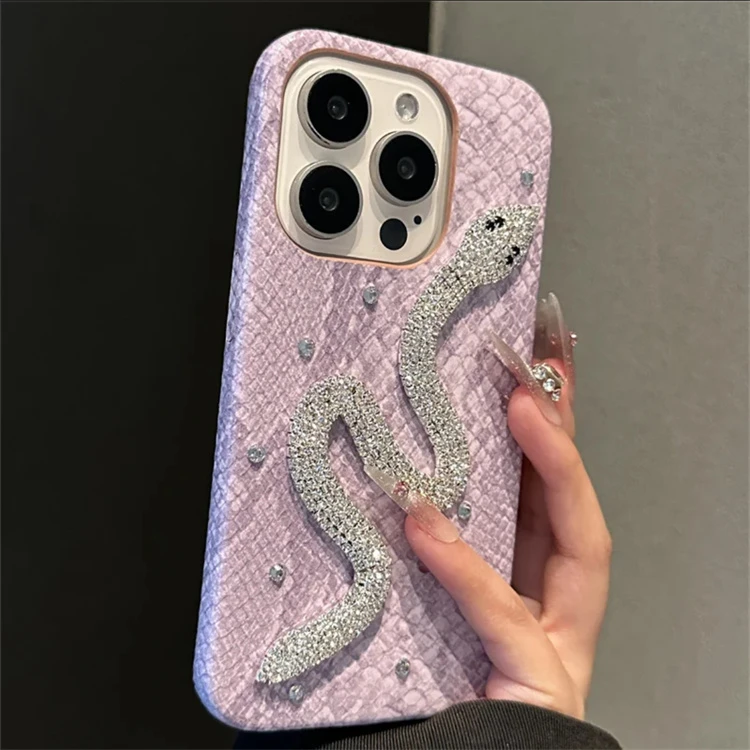 渐变浅紫蛇纹闪钻蛇适用苹果16promax手机壳15pro轻奢14新款13pro