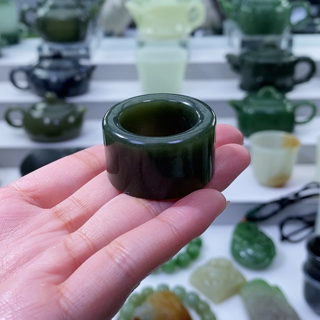 和田玉未镶嵌挂件扳指