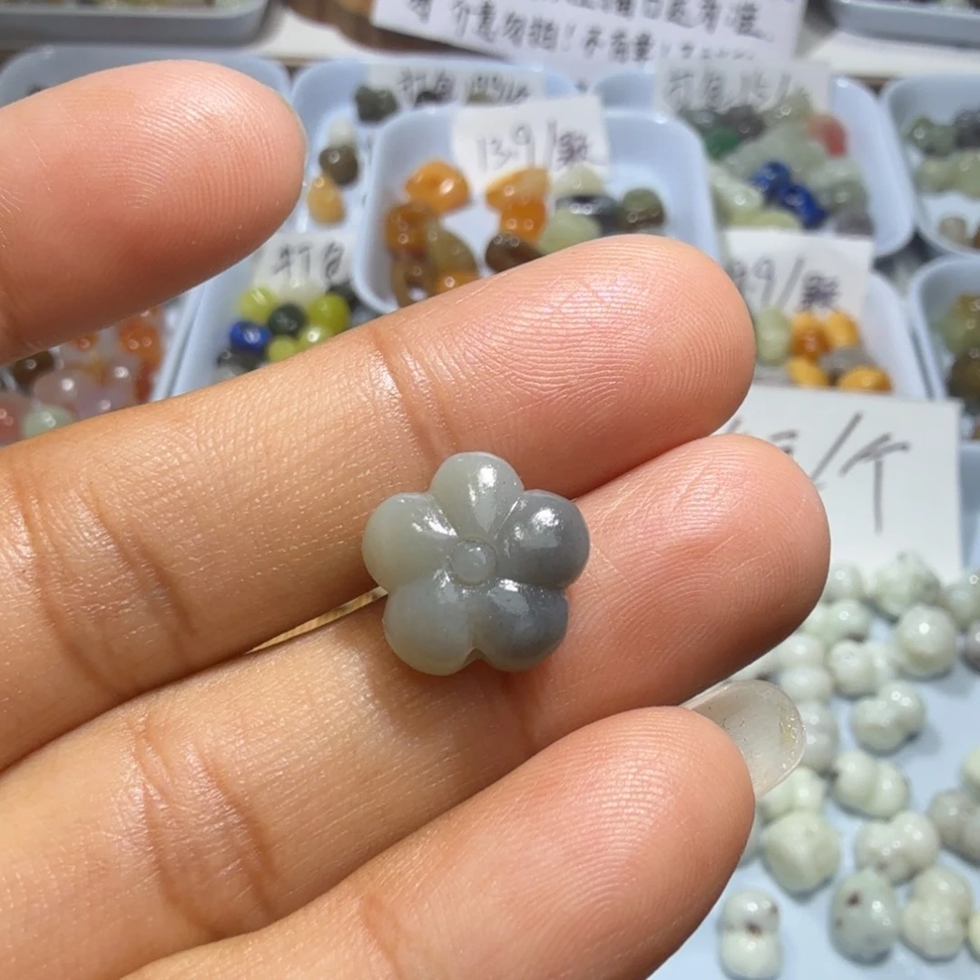 和田玉未镶嵌珠宝奇石