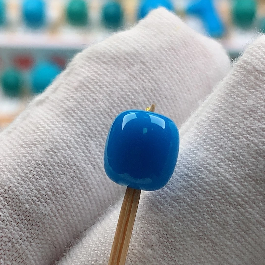 绿松石未镶嵌珠宝奇石8.5