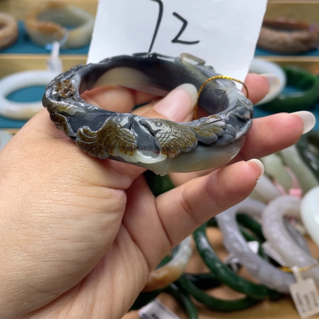 未镶嵌手镯和田玉圈口53+