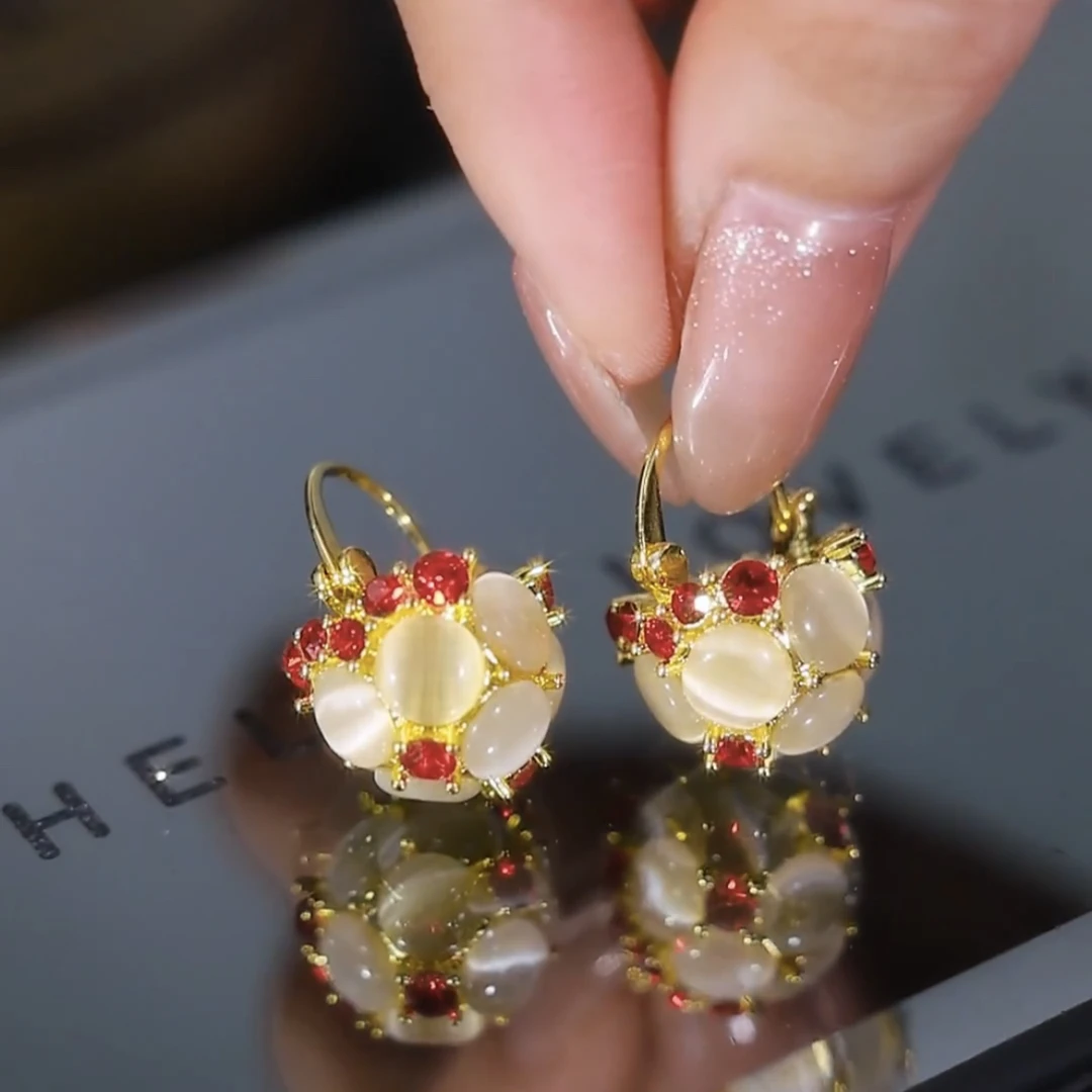 铜合金合成锆石耳饰 新款法式精致镶嵌百搭气质耳环