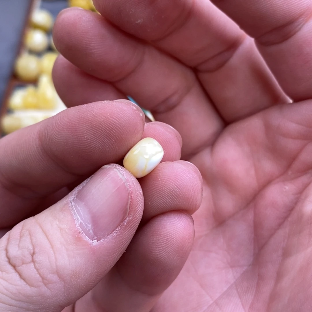 蜜蜡裸石未镶嵌乐*配饰