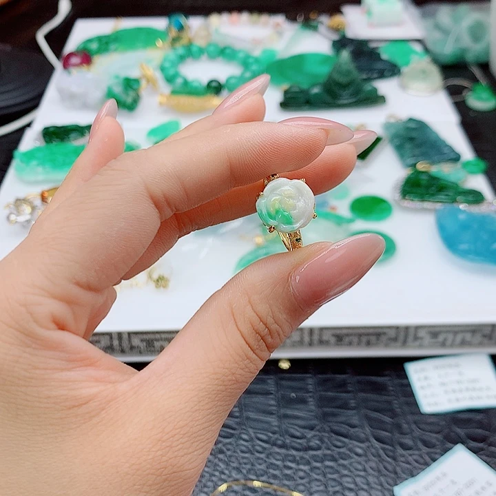 翡翠戒指银S925镶嵌，
