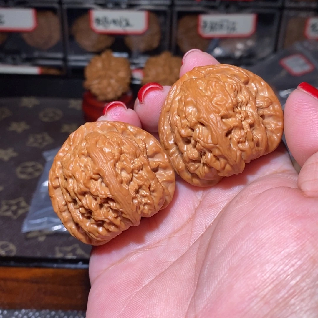 把件文玩核桃40三角白