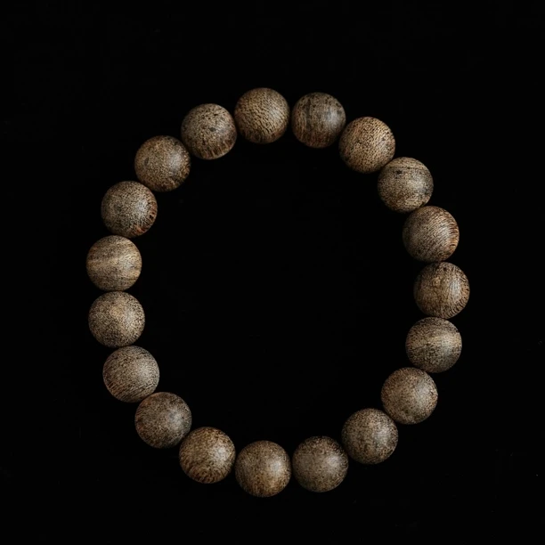 沉香青帝文莱软丝（多样性发其一）赠送海南黄花梨随机一条