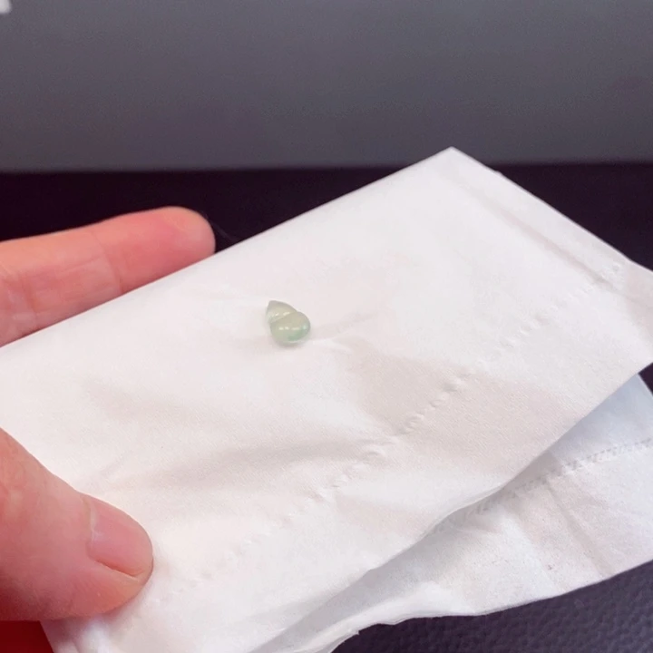 翡翠未镶嵌颈饰缅甸翡翠A货边角