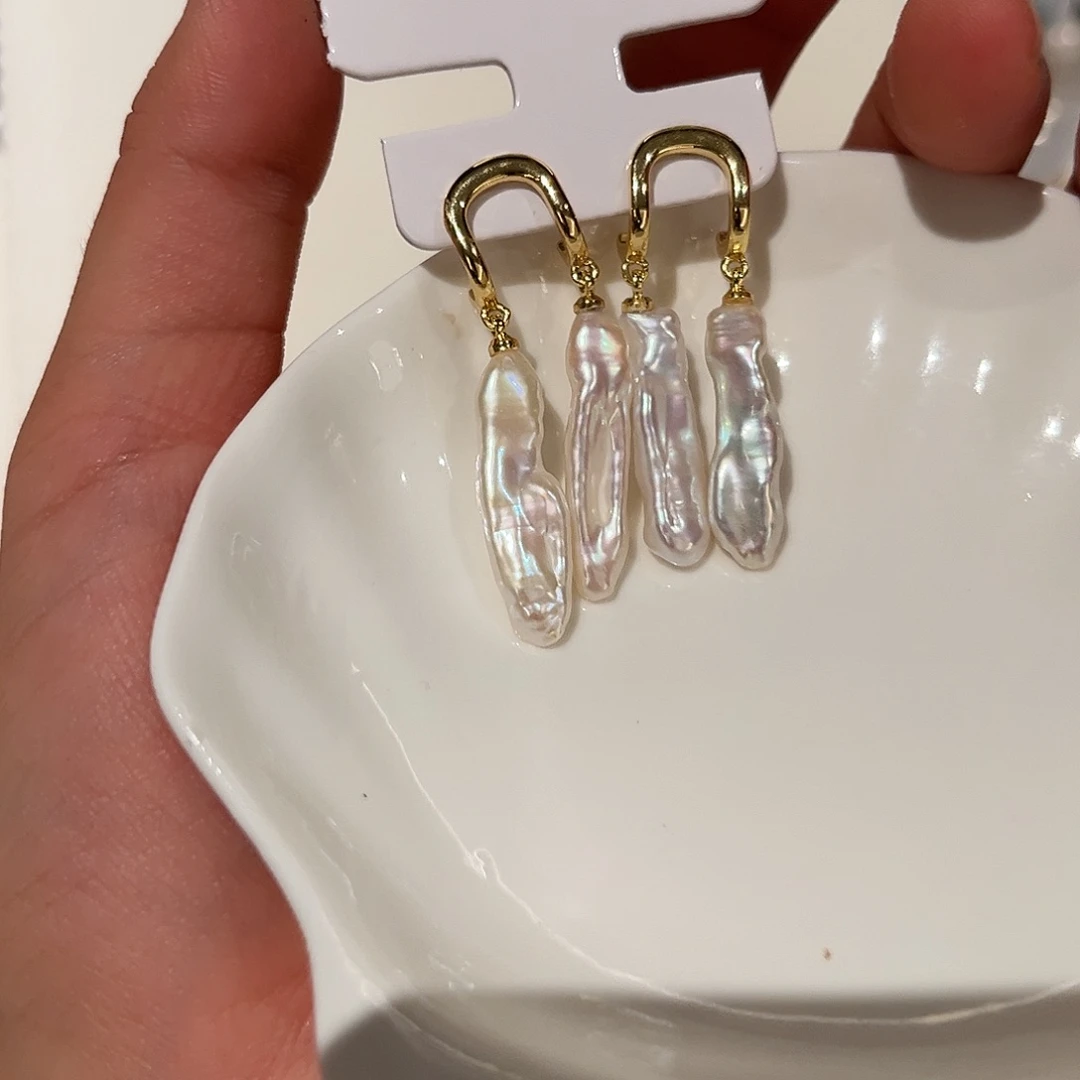 淡水珍珠合金颈饰