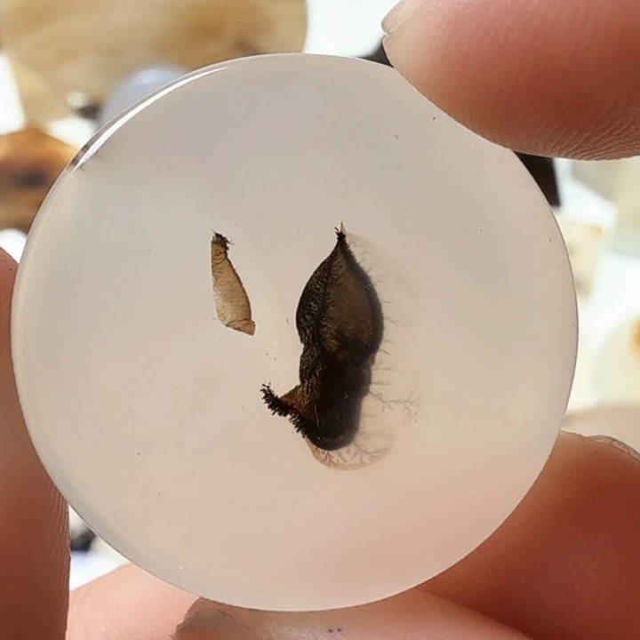 玛瑙/玉髓未镶嵌珠宝半成品