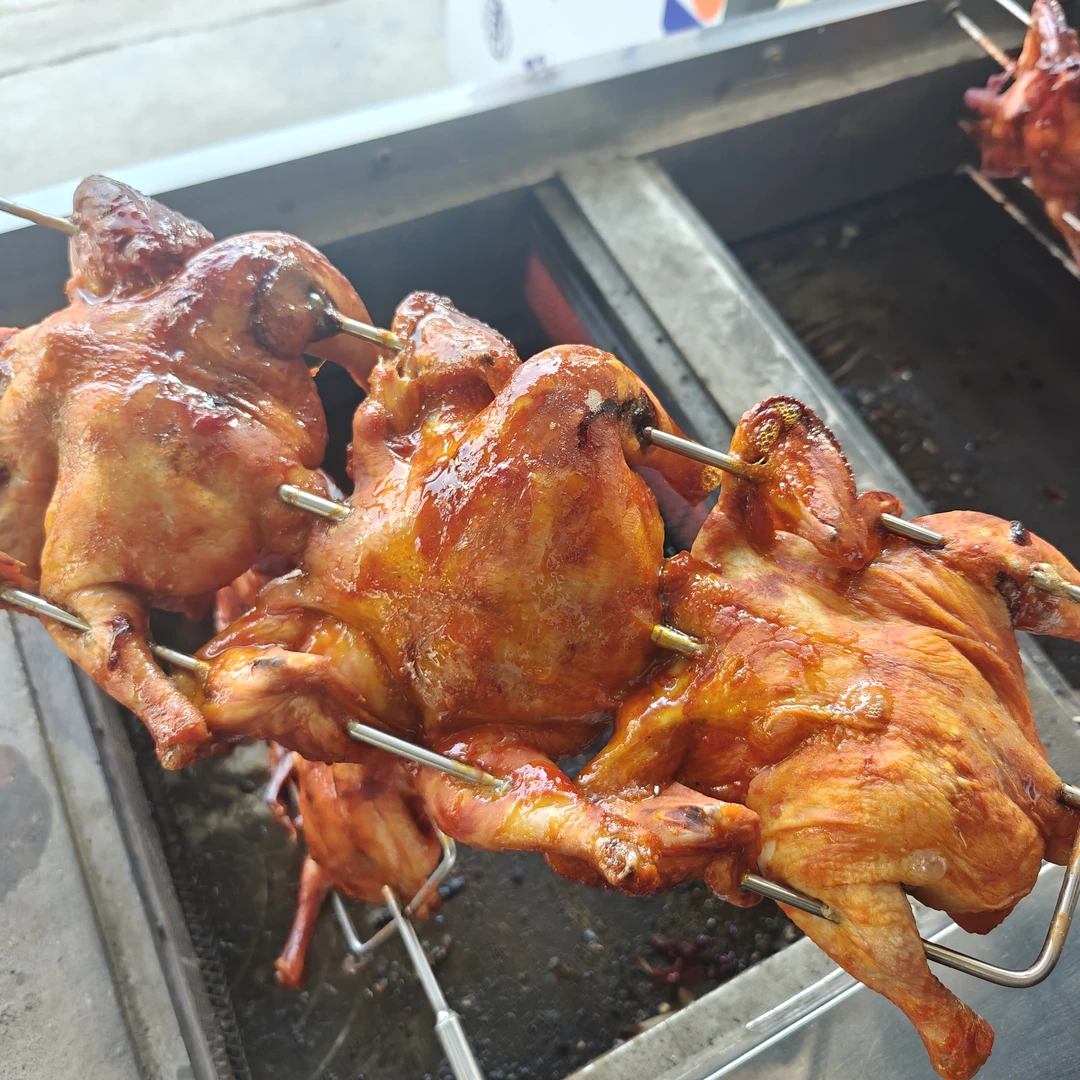 烤鸡(一整只烤好的)