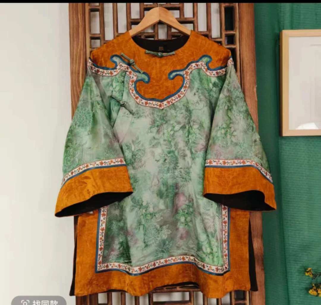 凤徕兮私人定制淡青色暗纹花拼黄色如意边斜襟盘扣太太服（LS572）