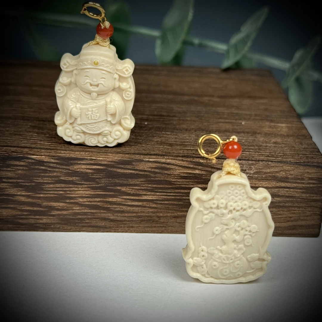 A375-O天然猛犸牙财神吊坠随机一个约18*23*6mm支持鉴定假一罚十