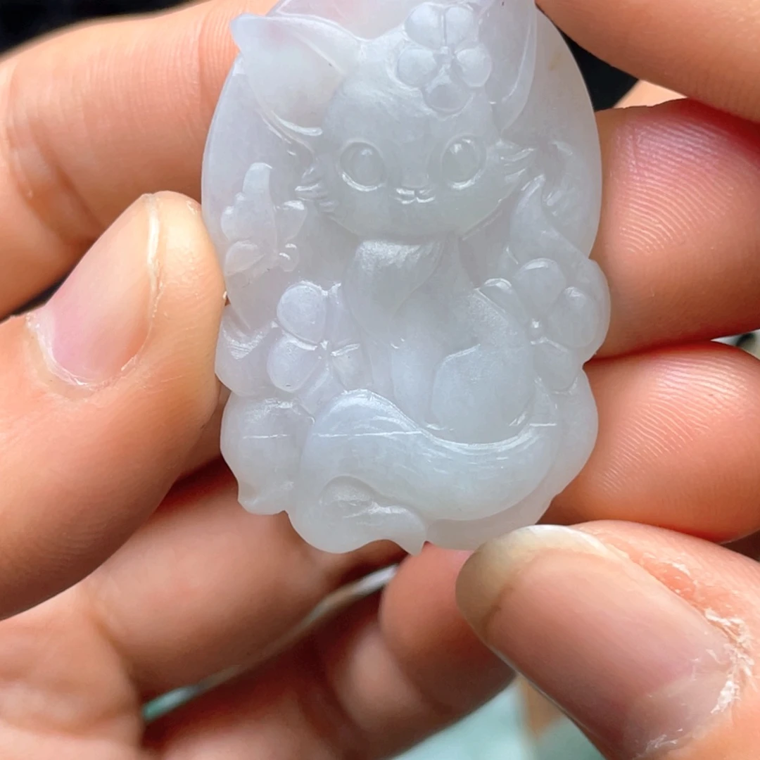 定制翡翠未镶嵌九尾猫