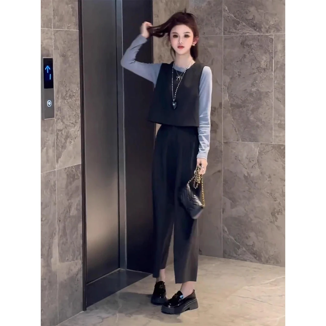 2025春季新款打底衫灰色简约马甲配高腰阔腿裤韩系高级感三件套潮