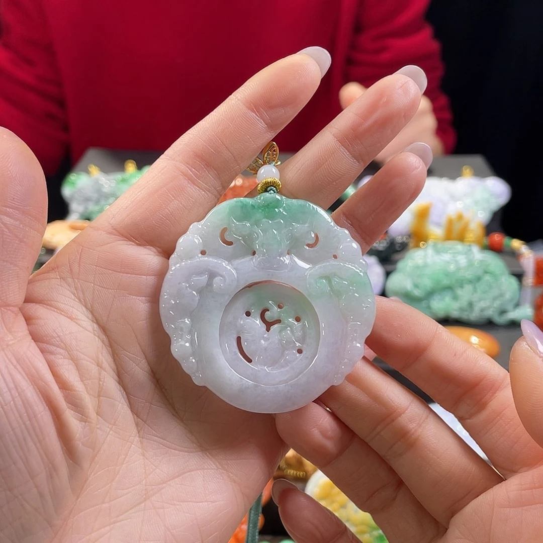 翡翠颈饰未镶嵌代编织