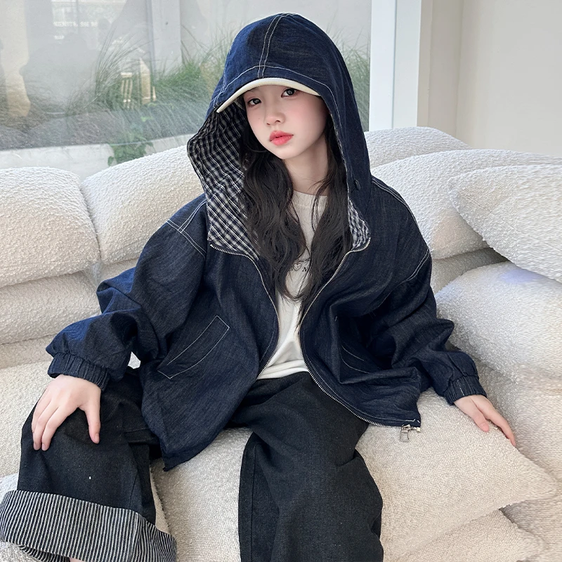 女童牛仔外套秋季2025新款洋气儿童春秋款时髦上衣女大童连帽夹克