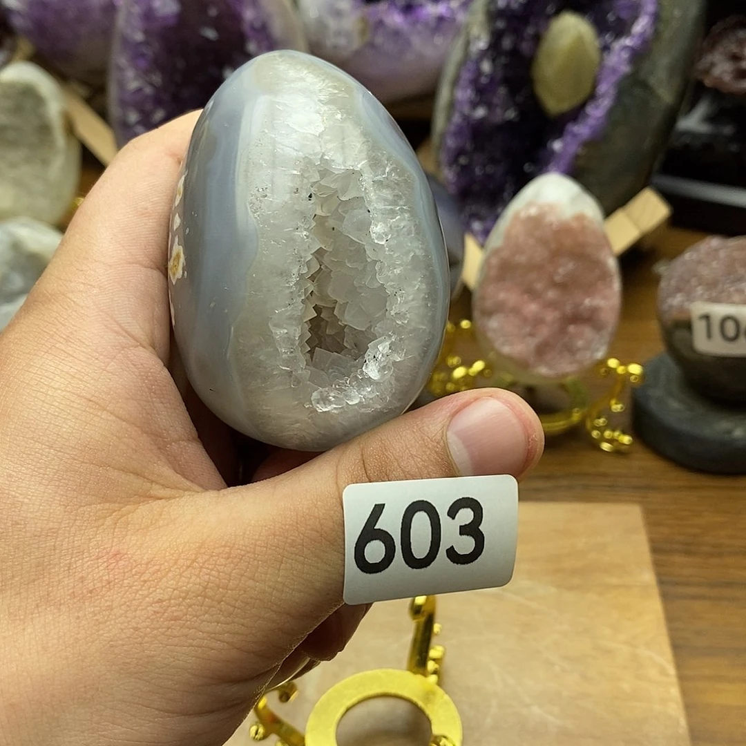 紫晶摆件未镶嵌全抛龙蛋