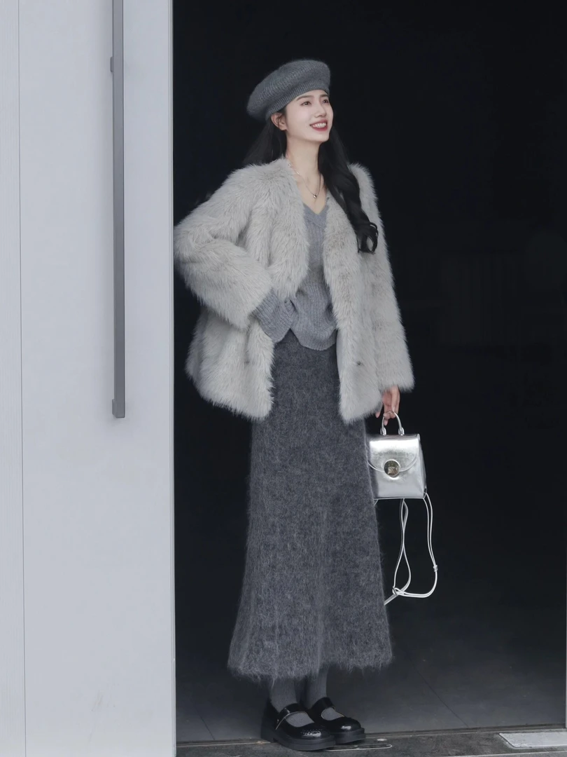 秋冬高级感超好看毛女装2025冬季新款爆款保暖外套套装