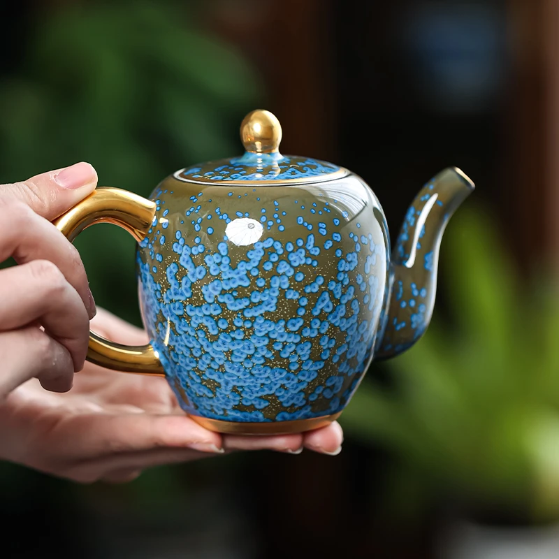 钧窑浮翠蓝玉美人肩茶壶