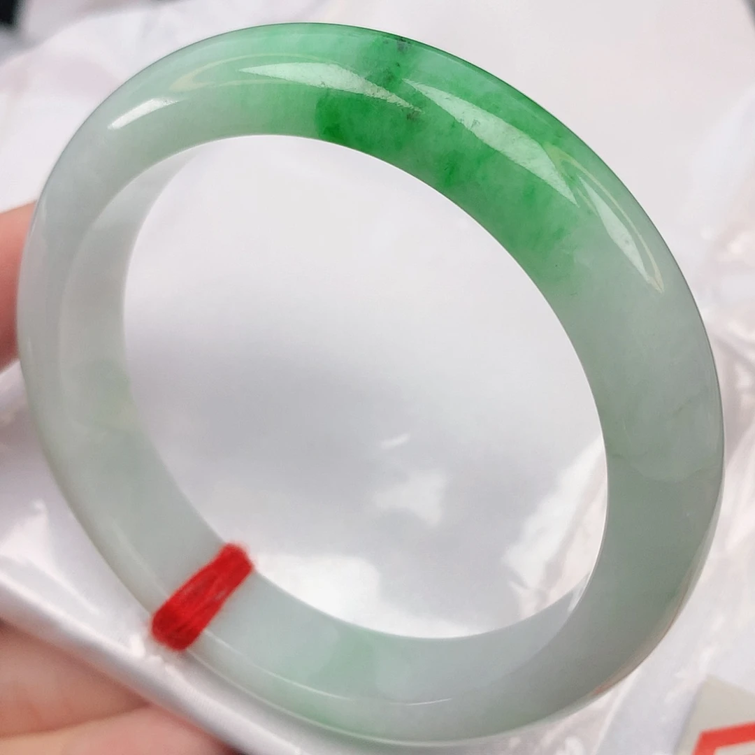 翡翠手镯未镶嵌57圈口083123