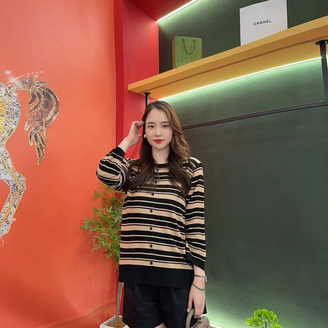 2628多金大码气质减龄上衣早秋季长袖女装设计女