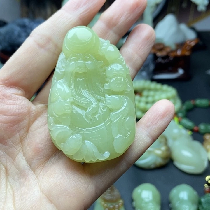 未镶嵌和田玉挂件