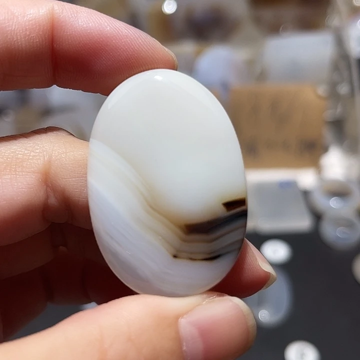 玛瑙/玉髓颈饰未镶嵌