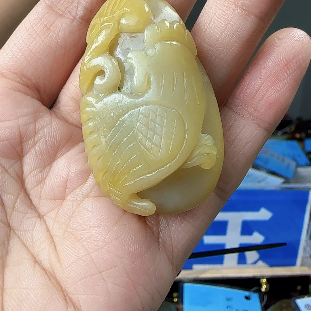 和田玉未镶嵌挂件