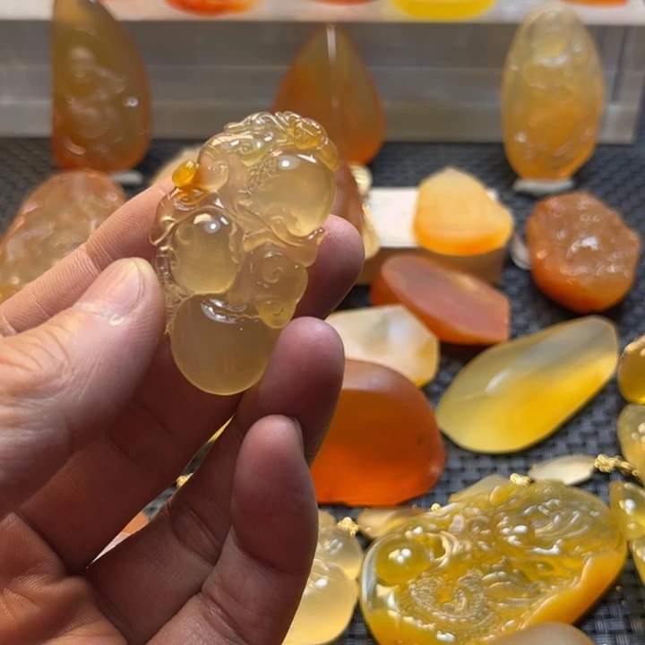 风***画石英质玉未镶嵌旦面