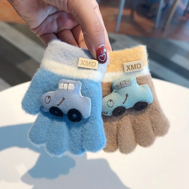 0-2岁宝宝五指手套3冬季保暖男童卡通汽车婴幼儿指分指冬天防寒新