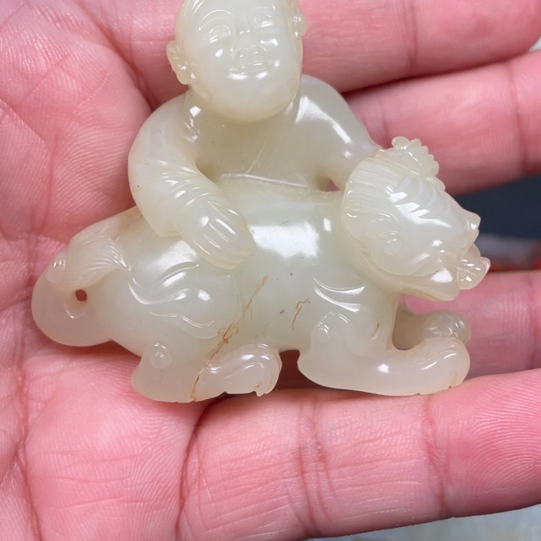 用***9和田玉（糖玉）未镶嵌挂件