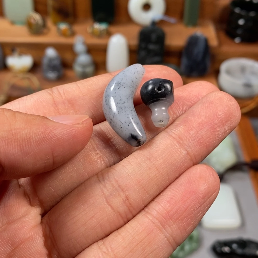 颈饰未镶嵌和田玉L