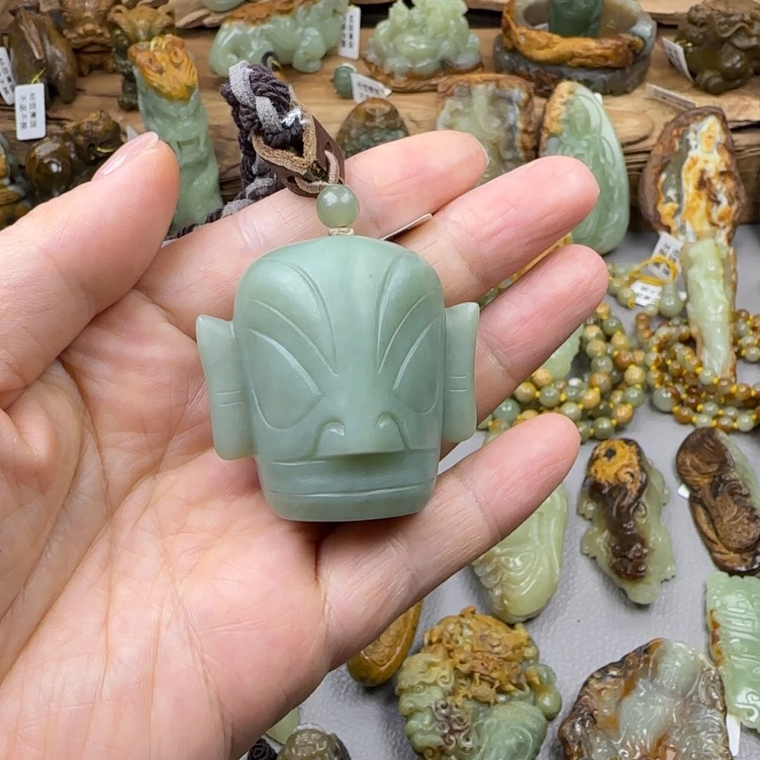 岫岩河磨玉（透闪石质玉）未镶嵌珠宝奇石