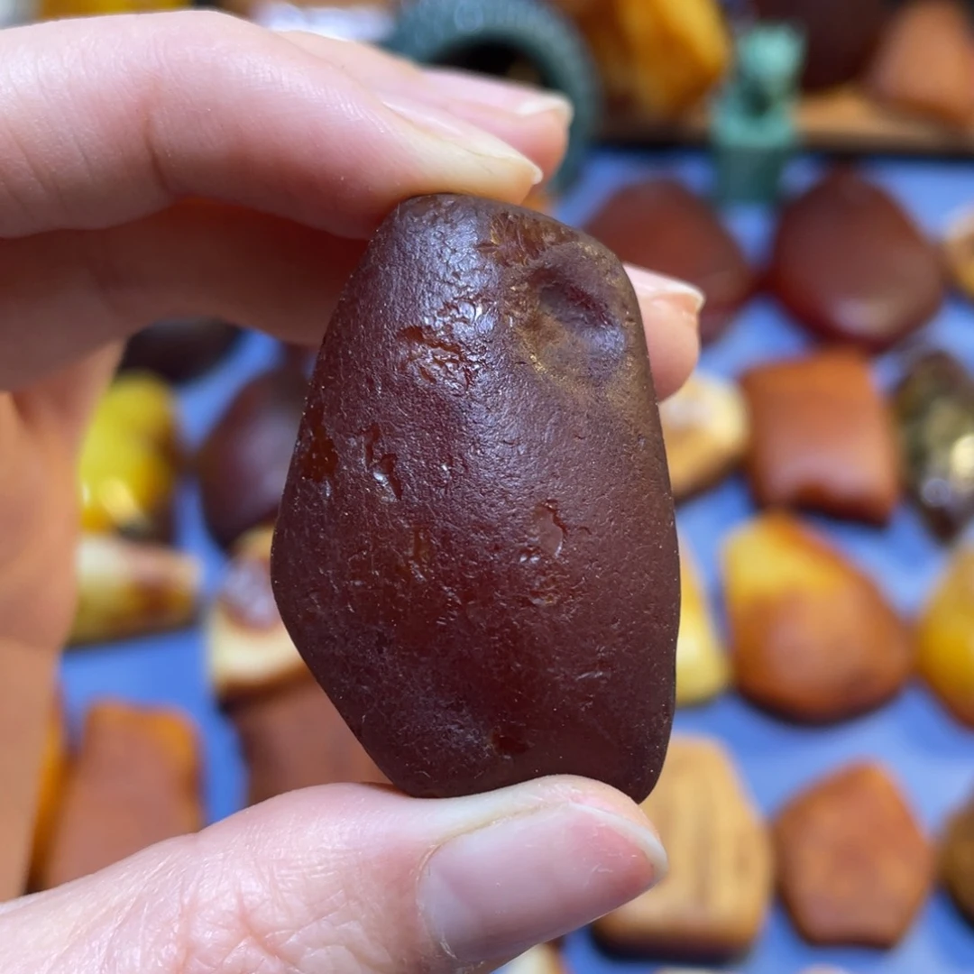 定制琥珀未镶嵌原石