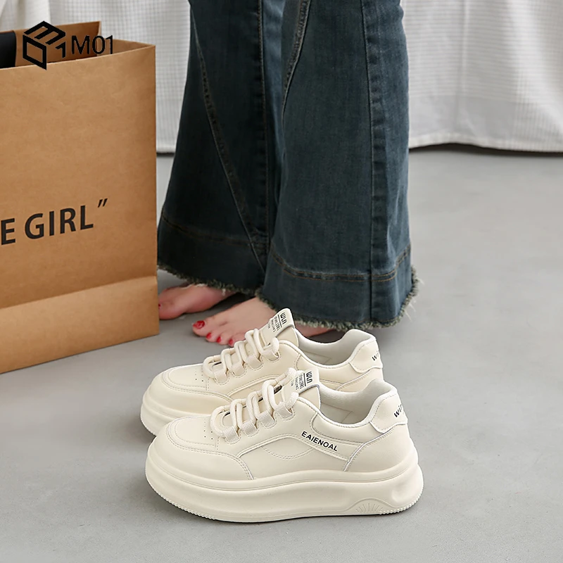 M01踩屎感厚底小白鞋女款爆款2025年新款春季板鞋皮面软底运动鞋
