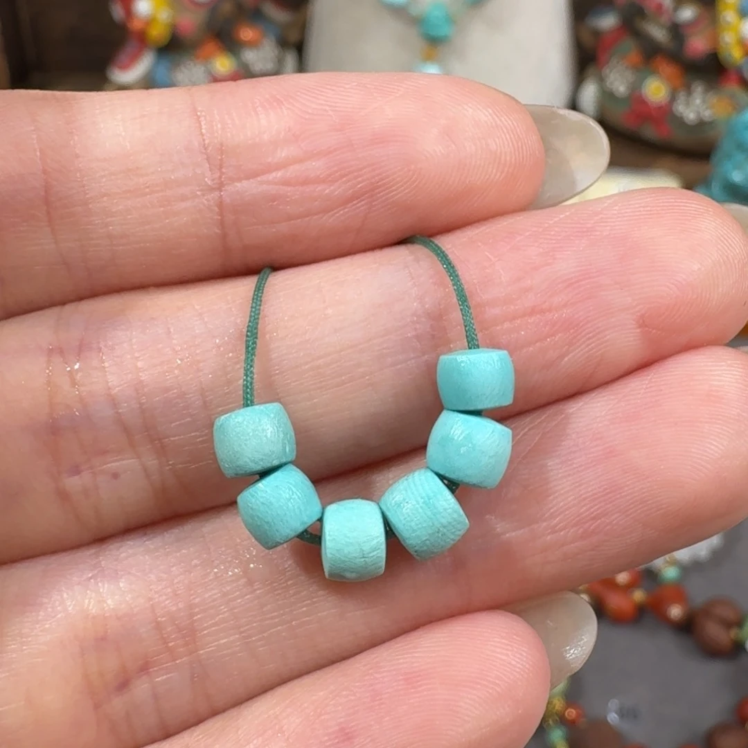 绿松石未镶嵌珠宝半成品丝绒直切