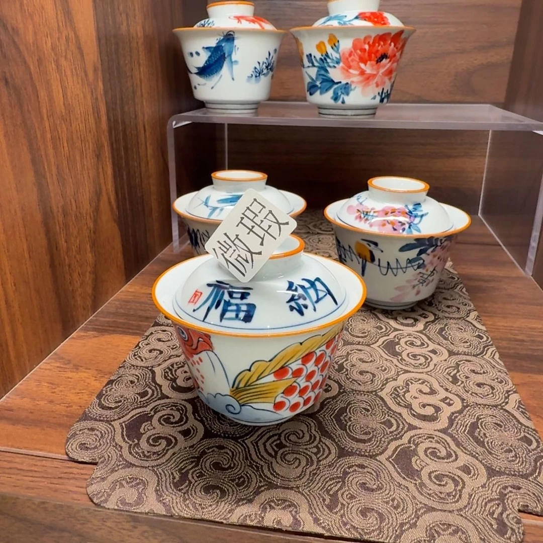 釉下手绘茶具微瑕