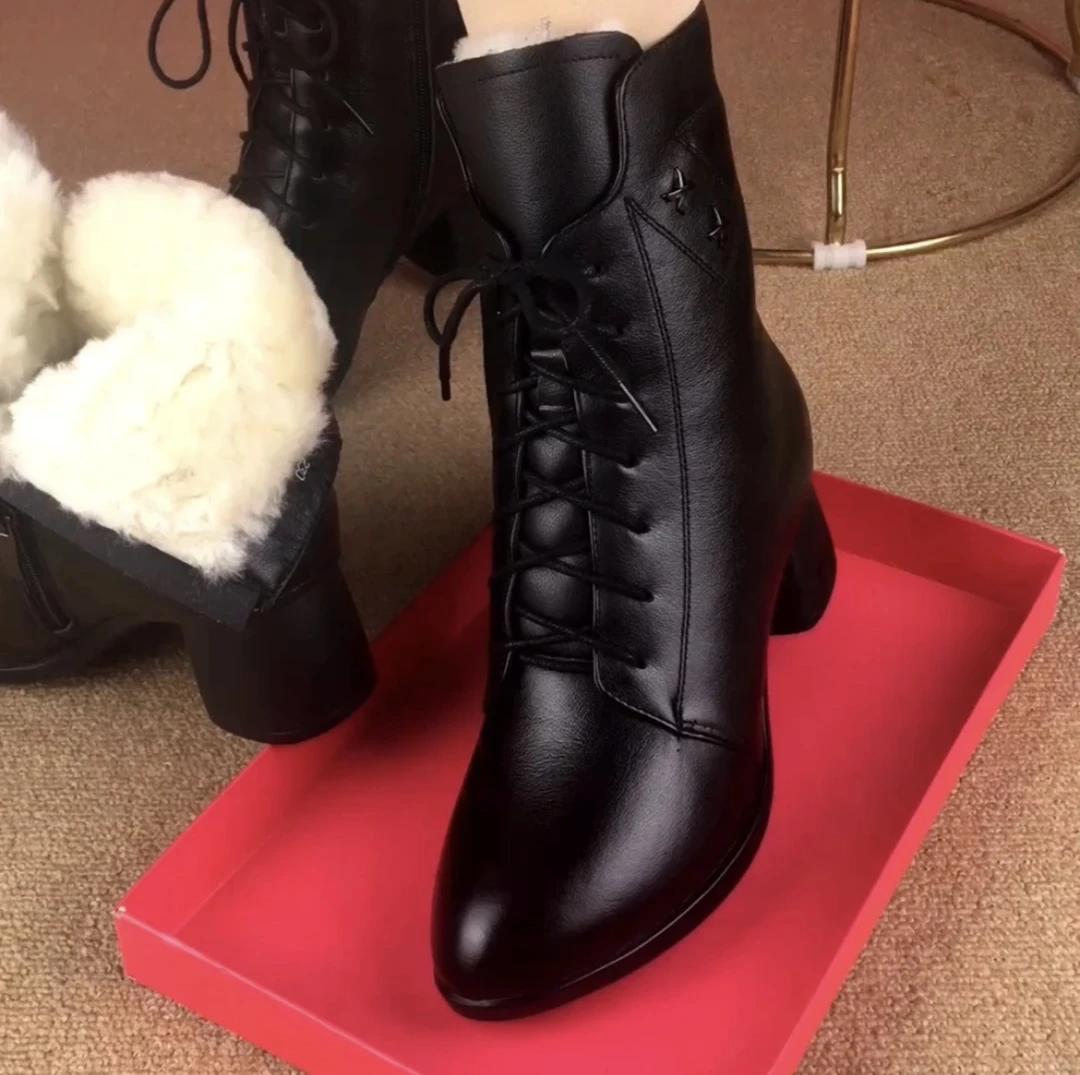 秋冬新款时尚气质粗跟马丁靴百搭加绒英伦风棉鞋女款2025款网红款