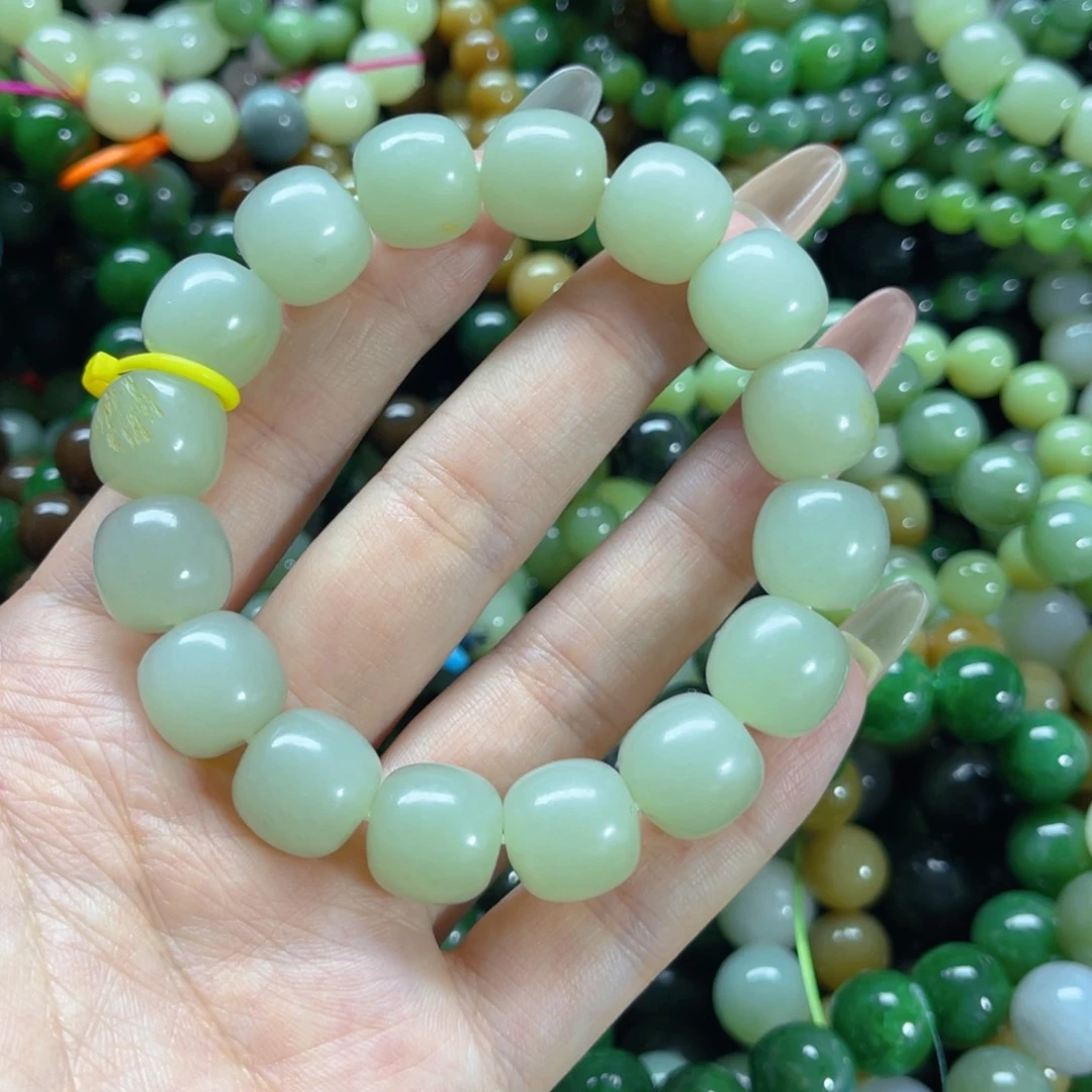 手链未镶嵌和田玉