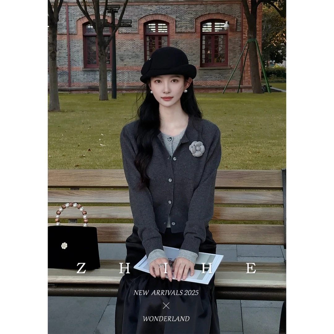 无艳一禾【甜茶学院】百搭重工绵羊毛休闲温柔针织衫+半裙YH0241285