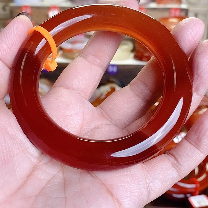 玛瑙/玉髓手镯未镶嵌呆**！