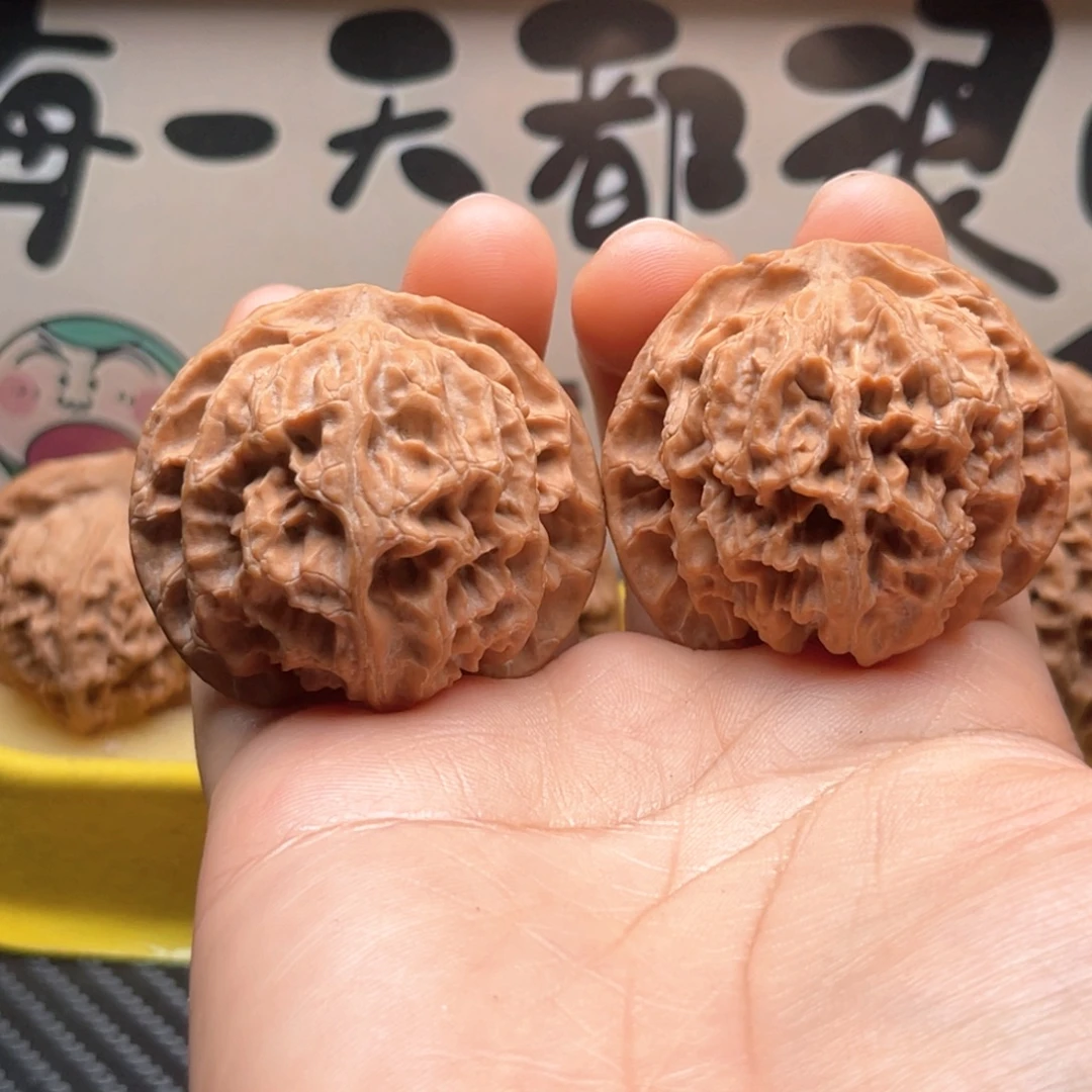 雨***行文玩核桃吊坠43苹果园