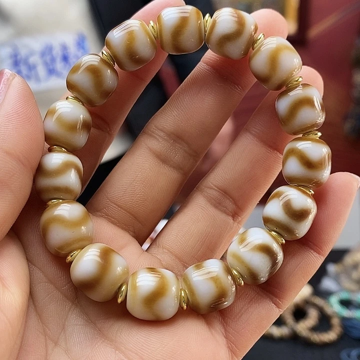 玛瑙/玉髓合金颈饰