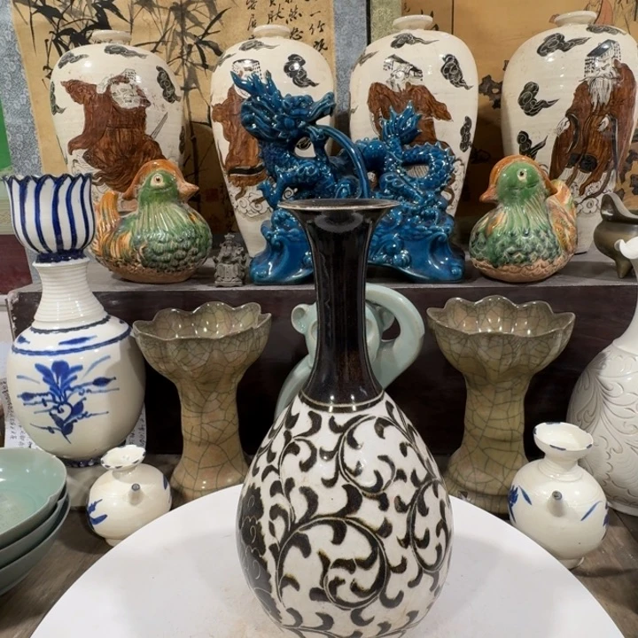 手工制作陶瓷摆件