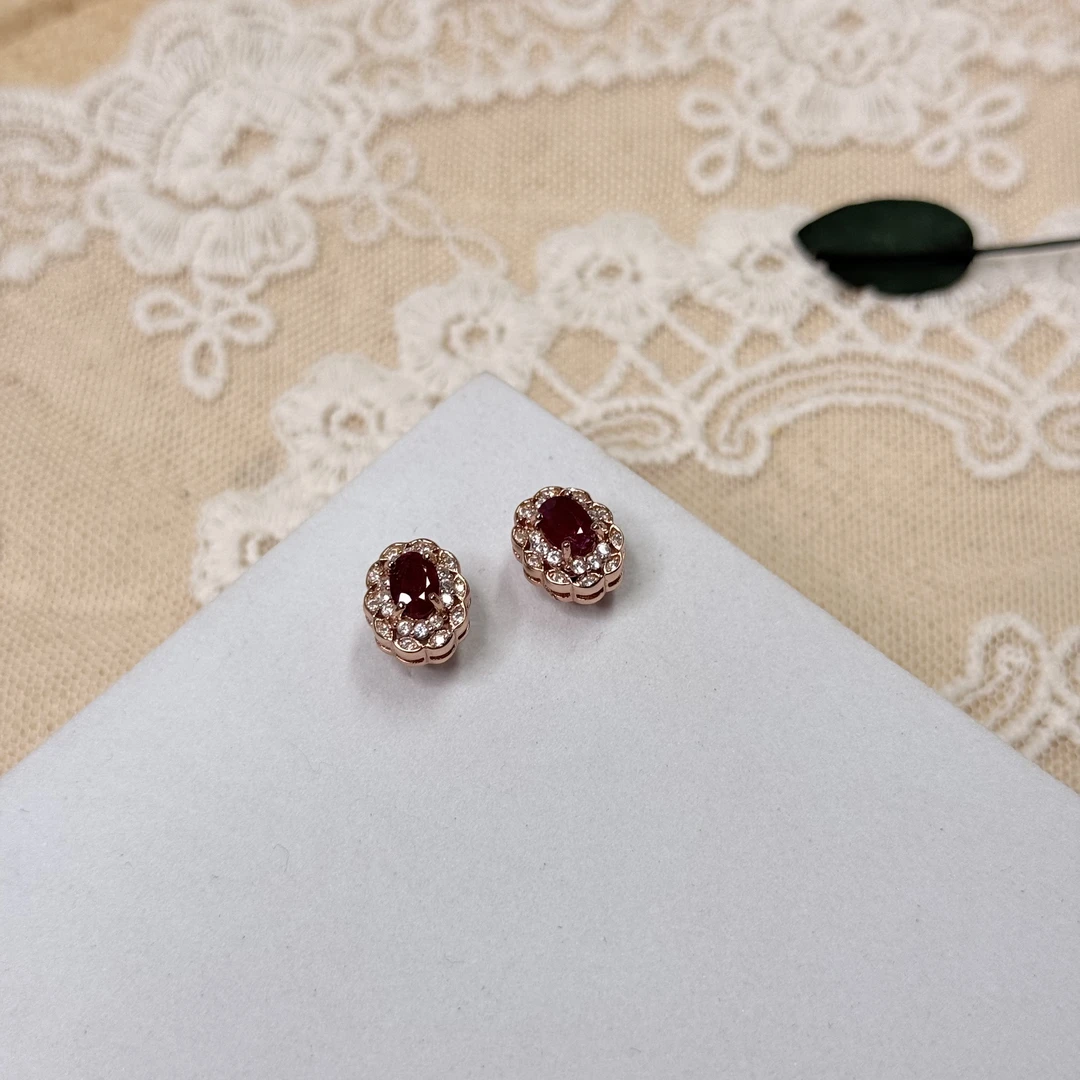 全新未使用  【六六中古】复古银925红宝石耳钉th6598